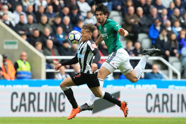 也在密切关 也在密切关