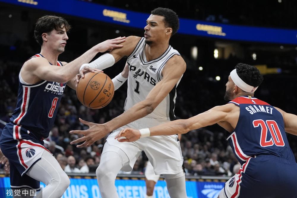 引出了在竞 引出了在竞